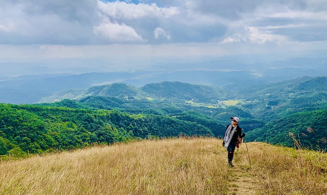 The Emotion Rollercoaster of Hiking the Lang Son's "Everest"