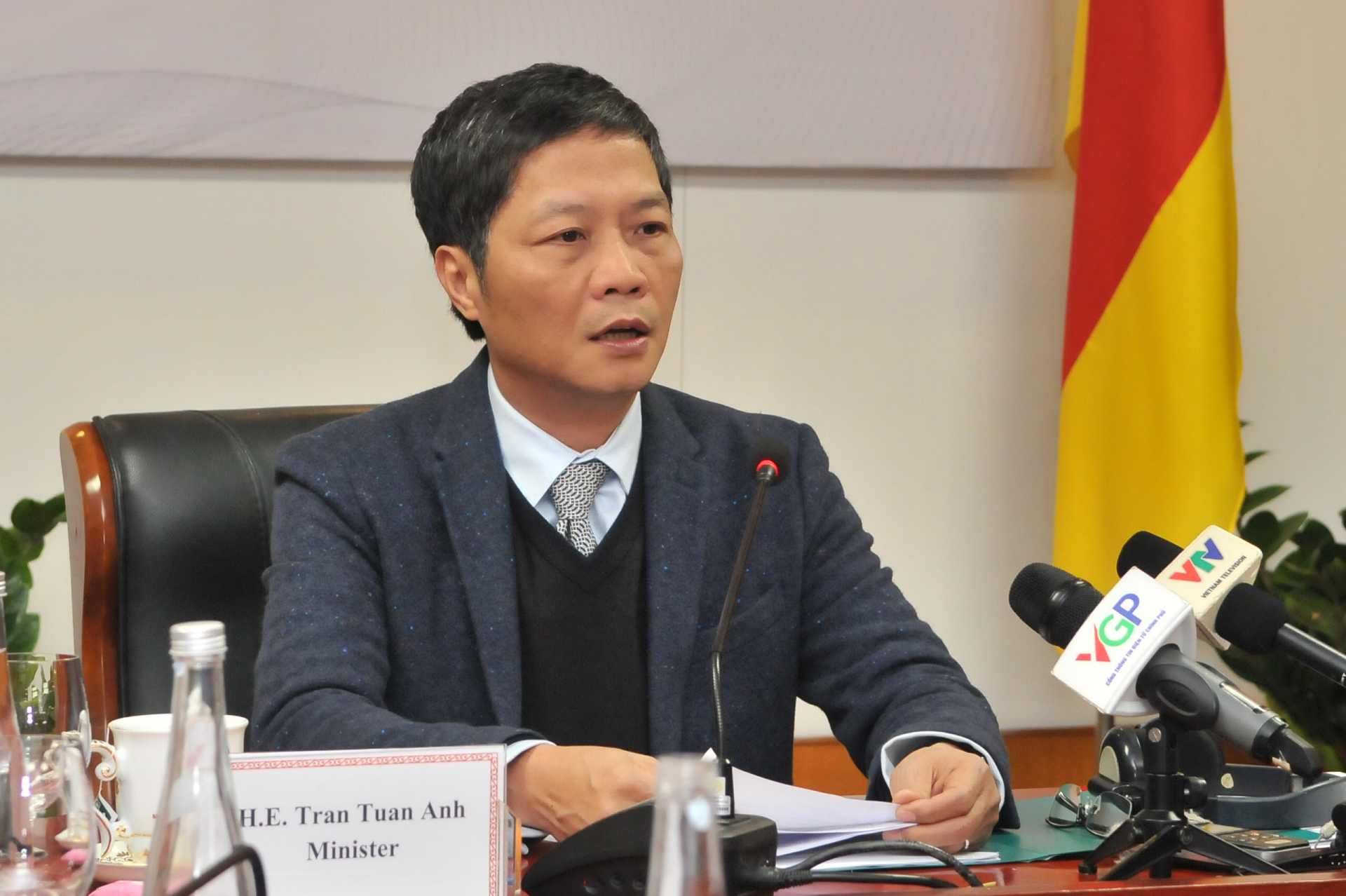 4604 anh