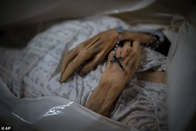 spanish woman who died of covid returned 10 days later
