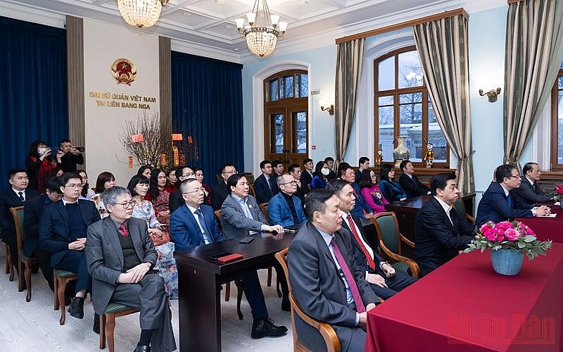 Vietnamese Abroad Celebrate Lunar New Year