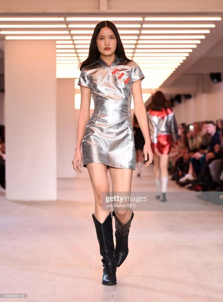 Top Vietnamese models walking international runway