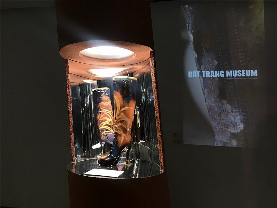 Bat Trang Ceramic Boot Exhibition – Cultural Bridge between Vietnam and Italy