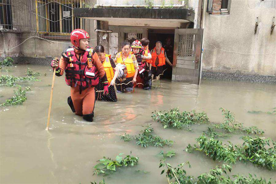 0336 rescuers