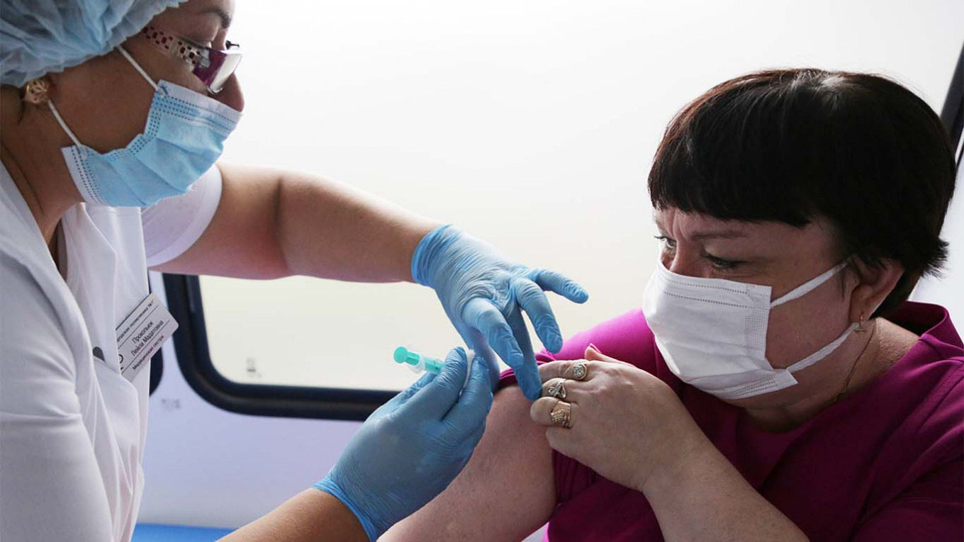 leading scientists question highly improbable russian vaccine