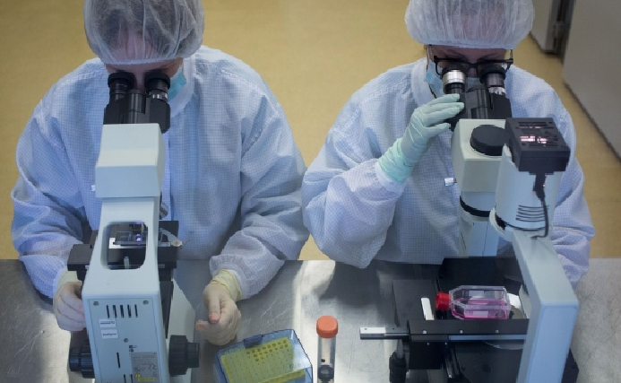 Leading scientists question 'highly improbable' Russian vaccine