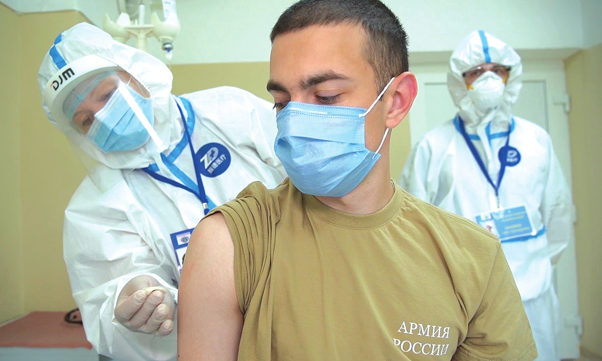 Leading scientists question 'highly improbable' Russian vaccine