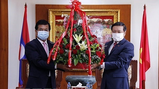Lao Officials Congratulate Vietnam on National Day (September 2)