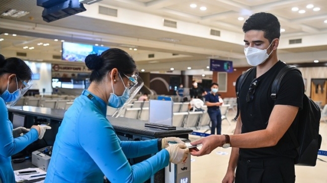 Vietnam News Today (Apr. 24): Vietnam to Tighten Aviation Security During National Holidays