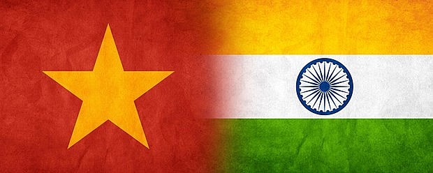 Top Legislator Begins Official Visit to India