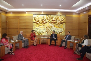 Roots of Peace to help Vietnam speed up UXOs clearances