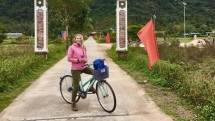 something strange weird and wonderfulinside a vietnamese island village