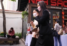exclusive book atm launched in hanoi