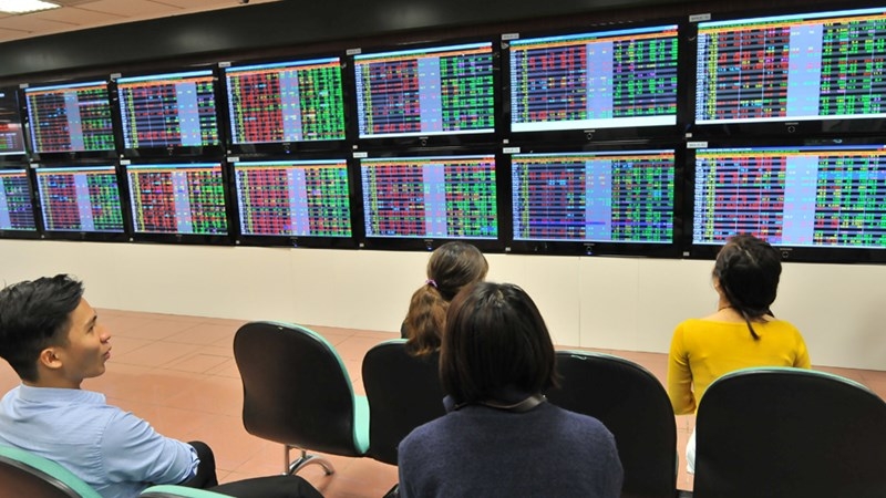 new policy in vietnam reduce 50 of fees and charges in the field of securities