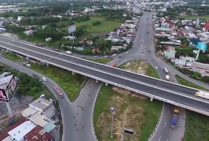 vietnam north south expressway public investment to reduce cost by usd 800 million