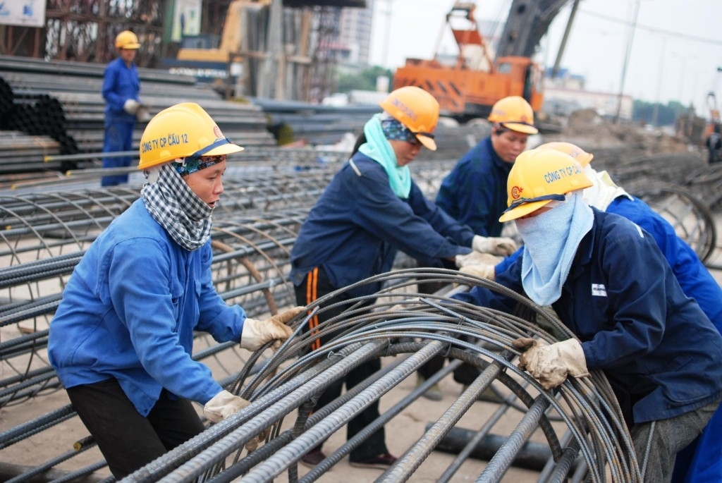 vietnam labor market warm up as coronavirus recedes