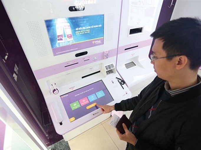 vietnamese banks accelerate to go digital