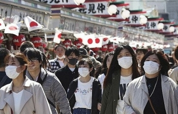 250 foreigners including vietnamese are allowed to let in japan daily
