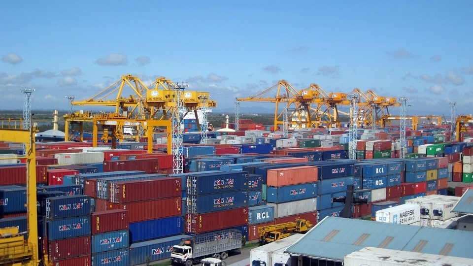 3716 vietnam gdp growth six months