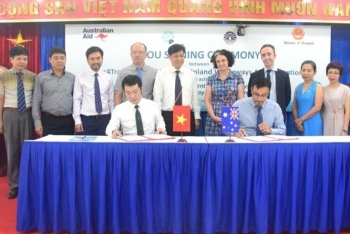 australia supports vietnam aud500000 to construct waterway management system