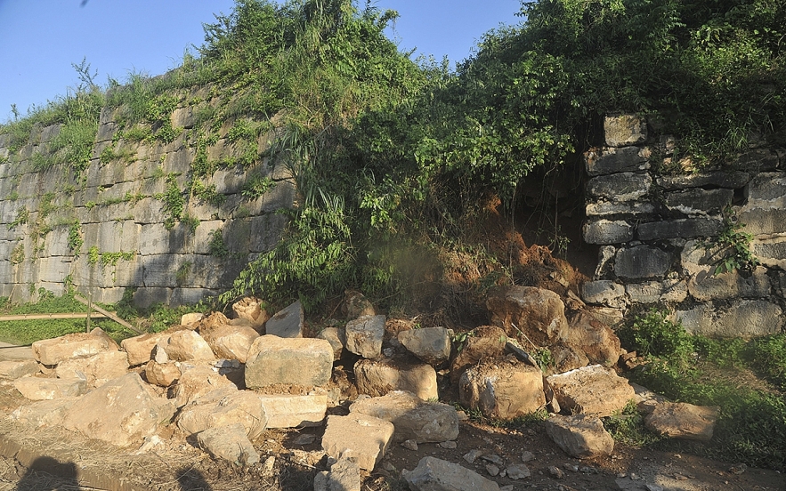 Ancient world heritage citadel of Vietnam damaged by natural disasters