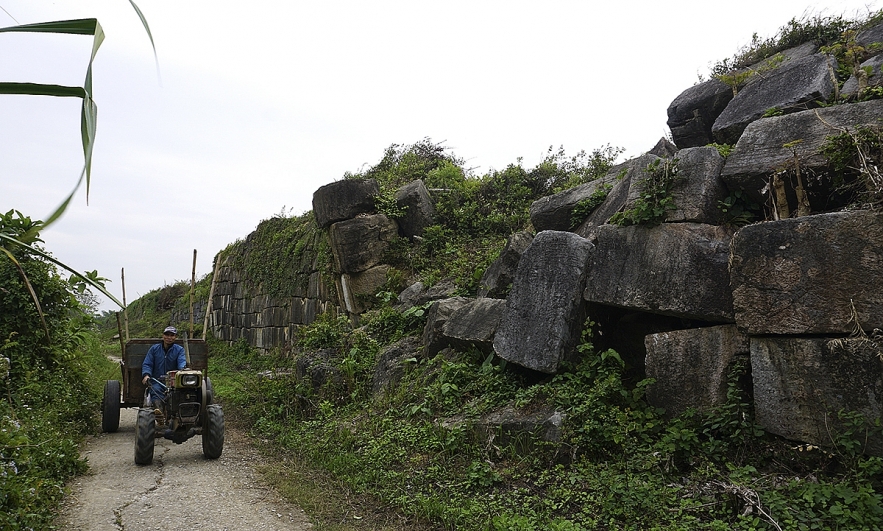 Ancient world heritage citadel of Vietnam damaged by natural disasters