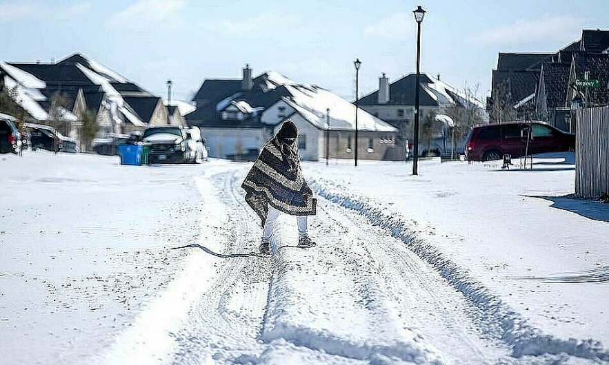 Vietnamese in Texas struggle for power or water in freezing temperatures