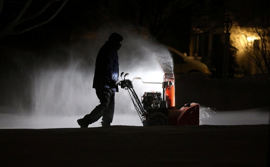Vietnamese in Texas struggle for power or water in freezing temperatures