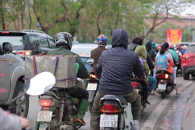 Hanoi's streets be crowded again after a long period of social distancing Hanoi's streets be crowded again after a long period of social distancing
