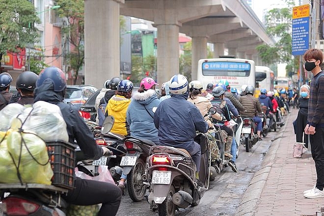 Hanoi's streets be crowded again after a long period of social distancing Hanoi's streets be crowded again after a long period of social distancing