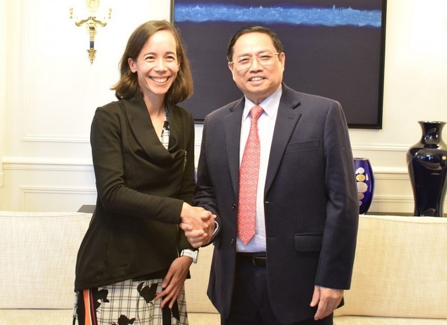 PM Holds Phone Conversation With COVAX Managing Director