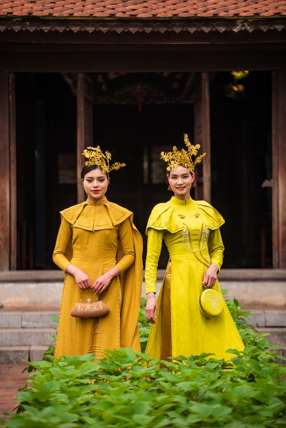 Ao Dai designers present new collections with silk, ramie at fashion event