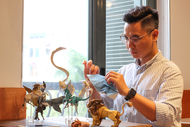 Traditional paper turned into works of art