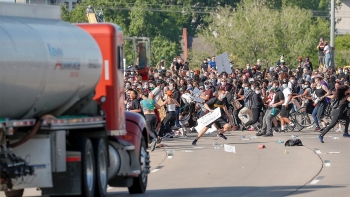 protests and riots in america update two buffalo officers shoving 75 year old protester charged with assault