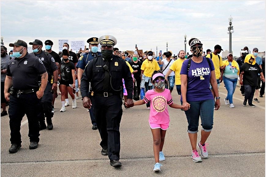 Protests and riots in America update:Protesters are chanting and having dance-offs protests and riots in america update two buffalo officers shoving 75 year old protester charged with assault