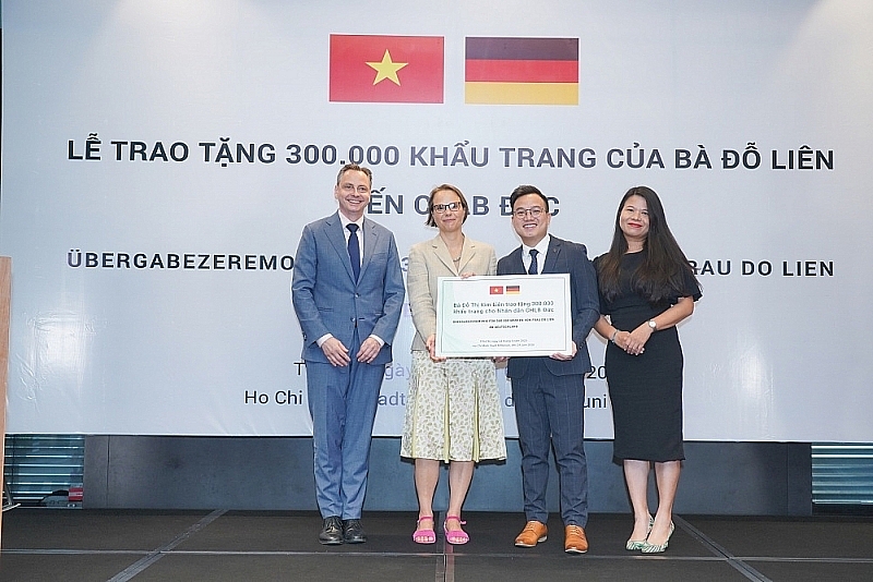3600 viet nam khau trang