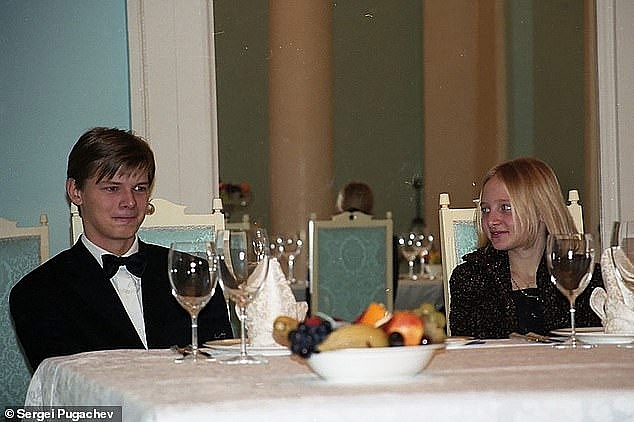 0607 putin daughter 5
