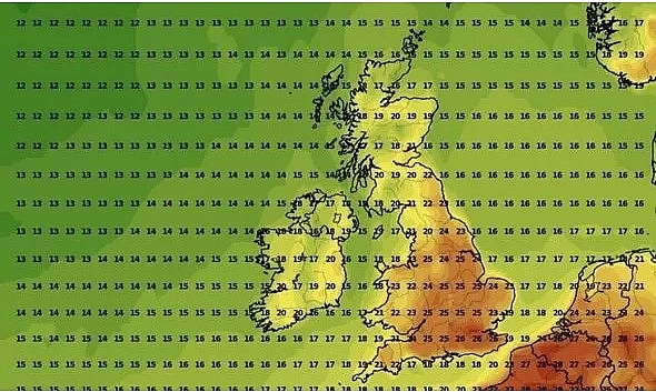 uk and europe weather forecast latest july 31 record 40c highs to bake europe