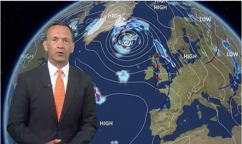 uk and europe weather forecast latest august 2 the hottest day over and temperature plunges by 15c across the uk
