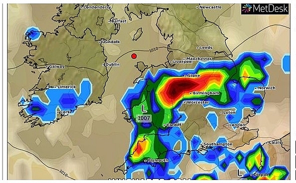 UK and Europe weather forecast latest, August 17: Thunderstorm and floods strike up to 90 mm rain in the UK