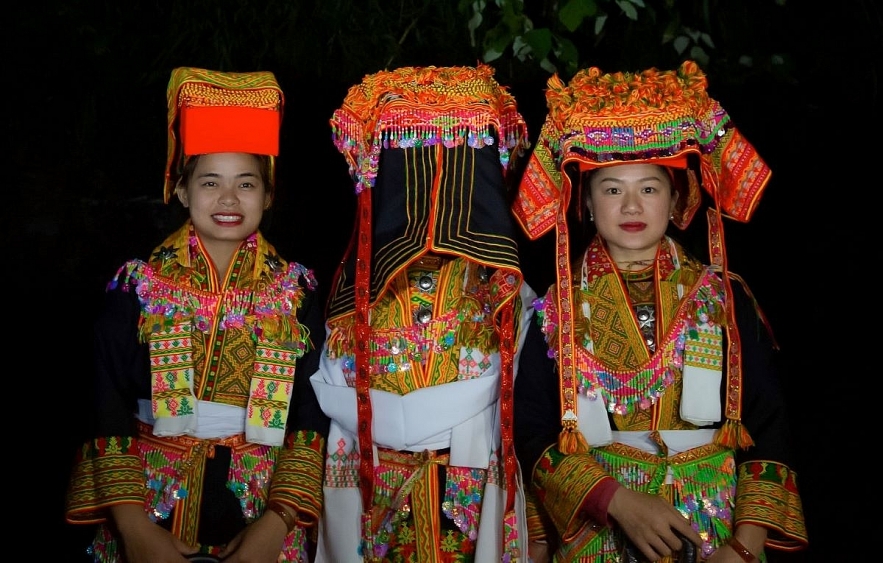 Late night wedding - a unique custom of Yao ethnic community in Vietnam Late night wedding a unique custom of Yao ethnic community in Vietnam