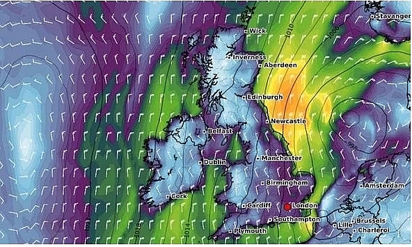 UK and Europe weather forecast latest, August 30: Storms leading more rain to batters new parts of UK