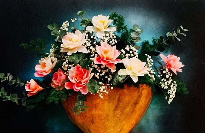 Vietnamese woman inspires cooking with flowers images on dishes Vietnamese woman inspires cooking with flowers images on dishes
