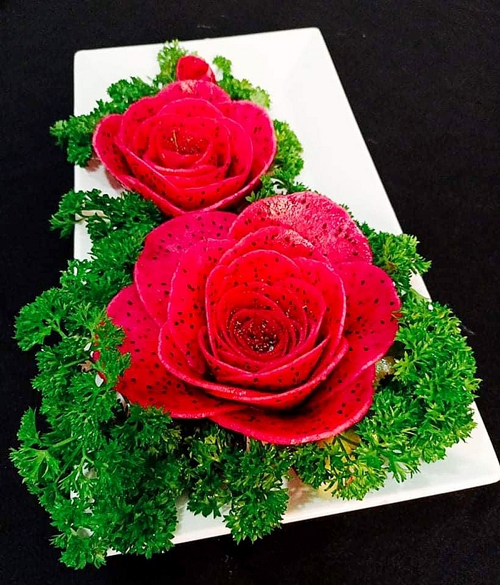 Vietnamese woman inspires cooking with flowers images on dishes Vietnamese woman inspires cooking with flowers images on dishes