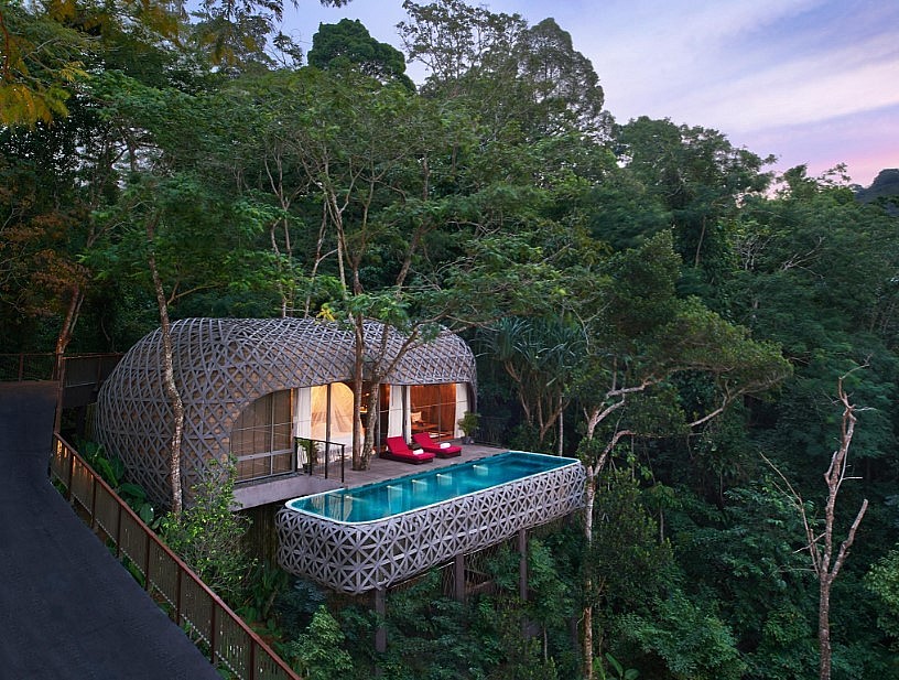 Vietnamese Infinity Pool Named Among World's Most Unique