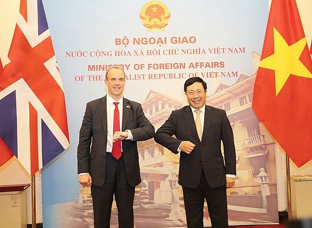 PM affirms Vietnam's regard to UK as a leading partner in Europe and the world