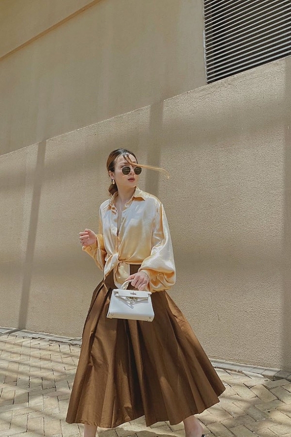 Vietnamese celebrities favor shades of beige Vietnamese celebrities favor shades of beige