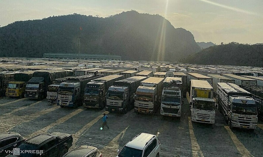 Deputy PM Directs Settlement Of Congestion At Lang Son Border Gate