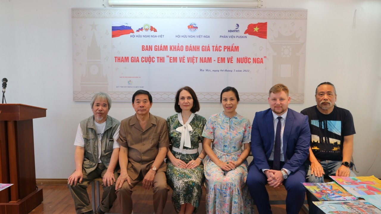 Children's Art Promotes Vietnam – Russia Friendship