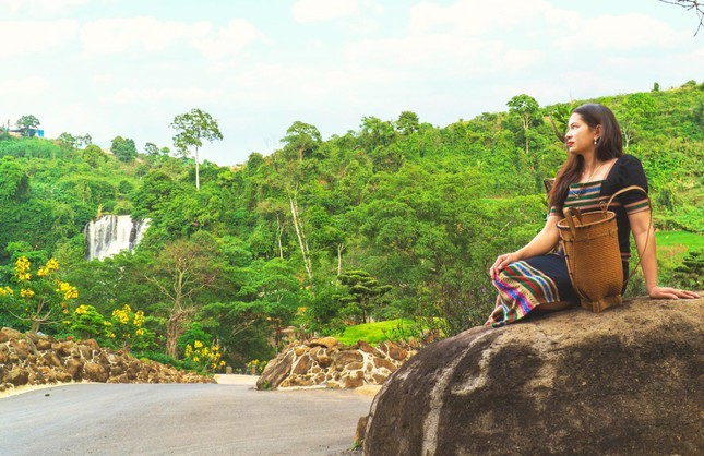 Tourists Get Lost in the Unique, Wild Beauty of Di Linh Plateau