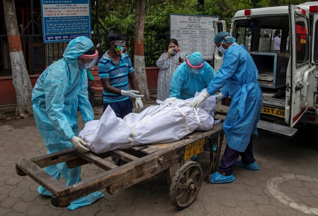 coronavirus updates brazil surges 2 millions cases india coronavirus cases updated to surpass 1 million